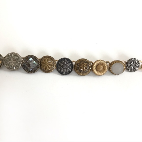 Vintage Victorian Button Bracelet - Picture 4 of 4